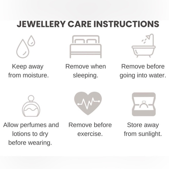 USA Rhinestone Embellished Patriotic Red White & Blue Star Pendant Necklace - Picture 6 of 8